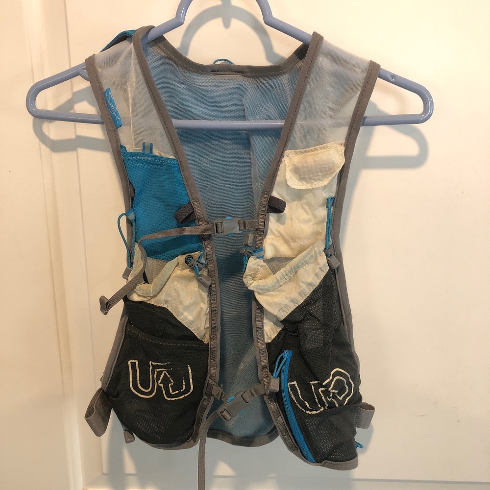 Scott jurek ultra vest 3.0 ultimate direction